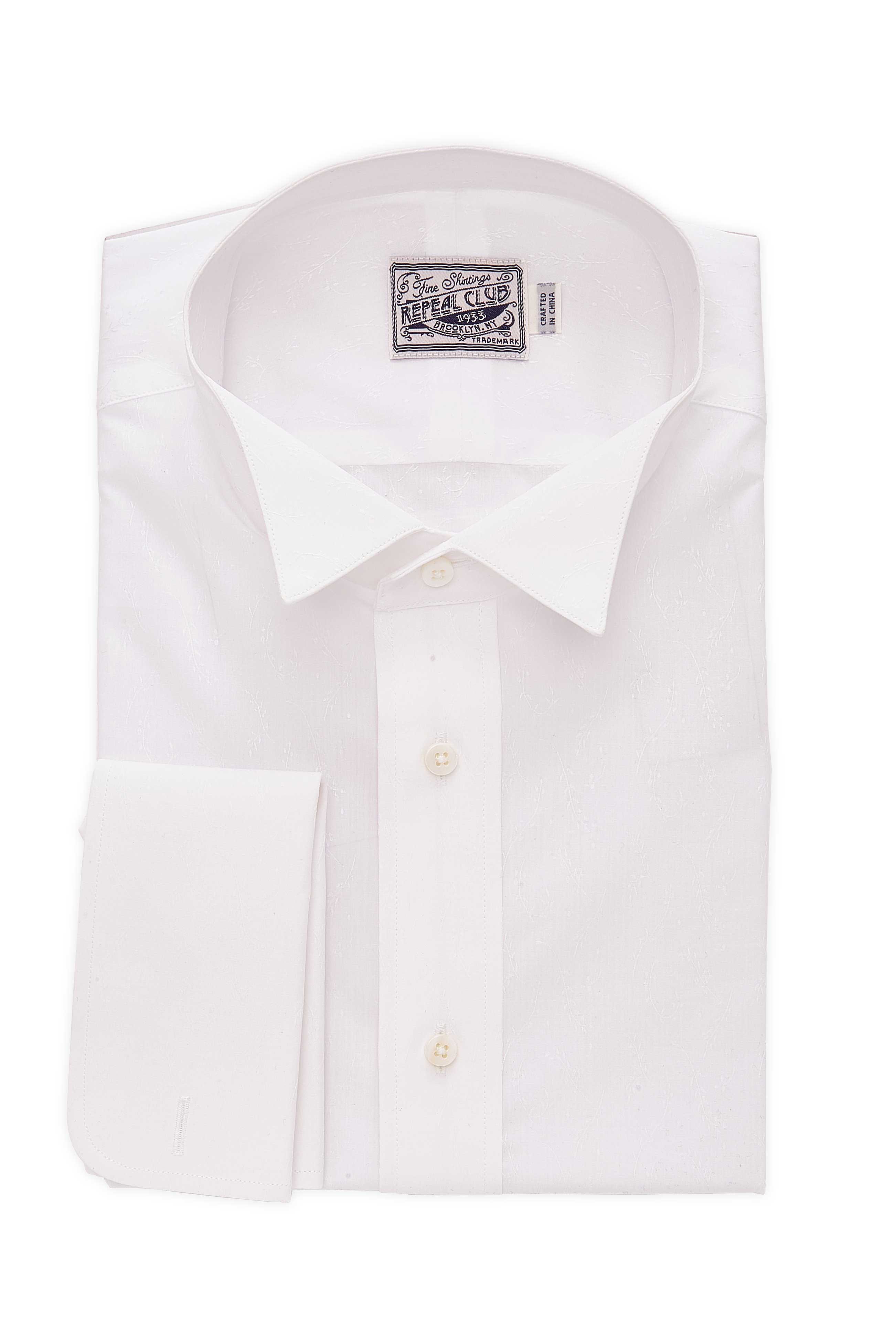 Keswick Wing Collar