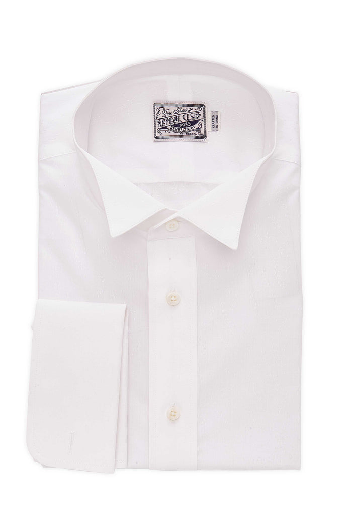 Keswick Wing Collar